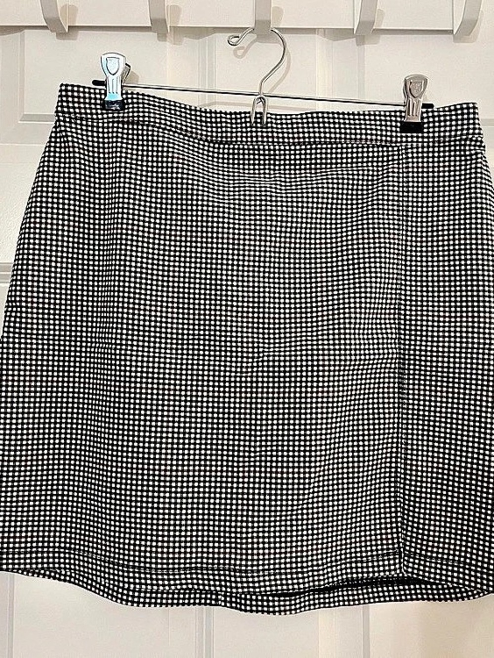 Hollister Checkered Mini Skirt in Black & White Size Large